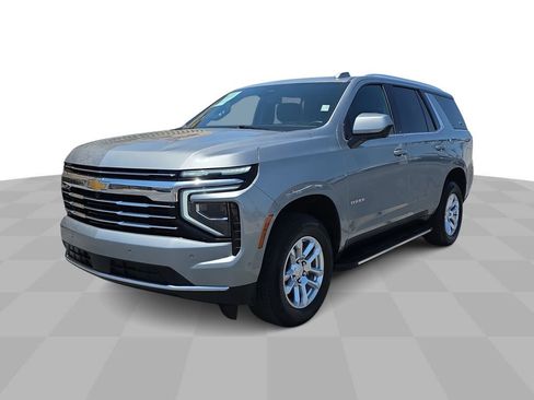 Used 2025 Chevrolet Tahoe LT AWD/4WD image 1