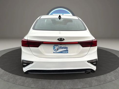 Used 2021 Kia Forte LXS FWD image 5