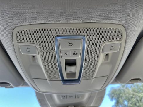 Used 2018 Mercedes-Benz GLE 350 GLE 350 w/ Premium 1 Package image 32