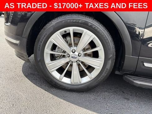 Used 2019 Ford Explorer Limited w/ Class III Trailer Tow Package FWD image 9