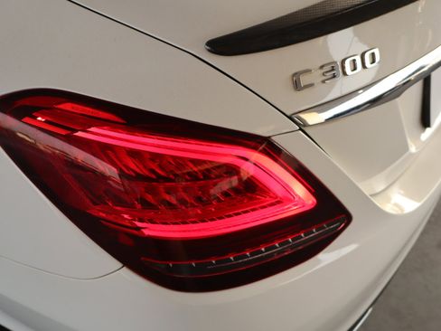 Used 2019 Mercedes-Benz C 300 4MATIC Sedan image 57