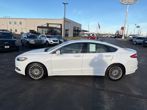 Used 2015 Ford Fusion Titanium image 2
