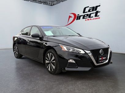 Used 2022 Nissan Altima 2.5 SV