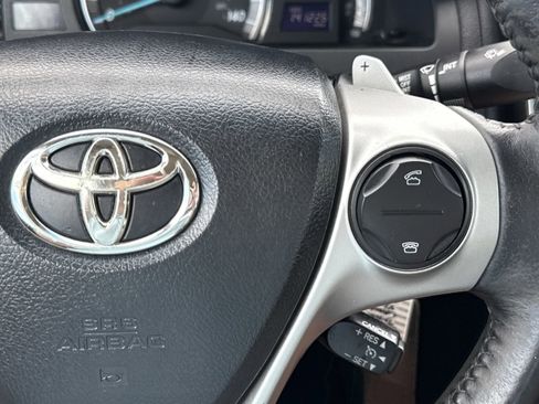 Used 2014 Toyota Camry SE FWD image 20