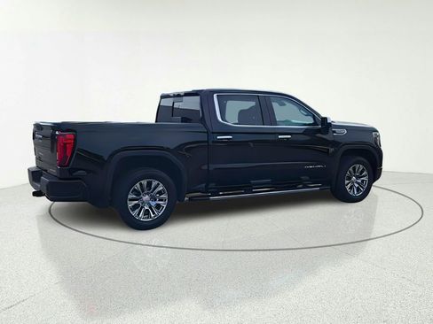 Used 2020 GMC Sierra 1500 Denali w/ Technology Package AWD/4WD image 8