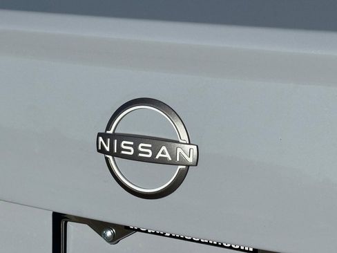 New 2025 Nissan Versa SV image 9