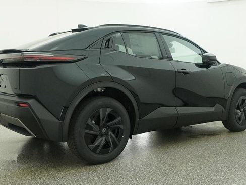 New 2026 Toyota C-HR AWD/4WD image 19