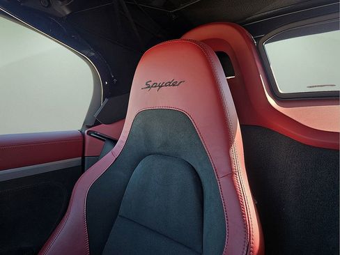 Used 2021 Porsche 718 Boxster Spyder image 27