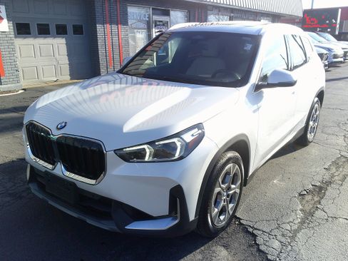 Used 2023 BMW X1 xDrive28i image 14