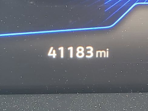 Used 2023 Volkswagen Tiguan SE image 21