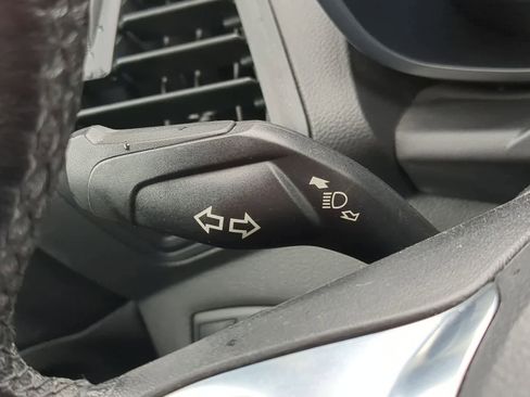 Used 2018 Ford C-MAX Titanium w/ Equipment Group 301A image 26