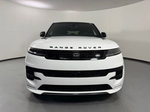 Used 2024 Land Rover Range Rover Sport Dynamic SE AWD/4WD image 2