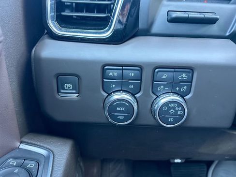 Used 2024 GMC Sierra 1500 Denali w/ Denali Reserve Package image 24