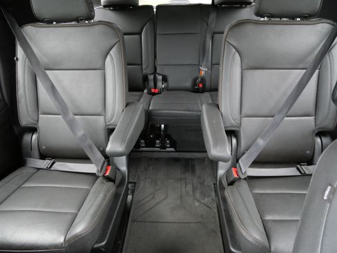Used 2024 Chevrolet Suburban High Country w/ Max Trailering Package AWD/4WD image 13