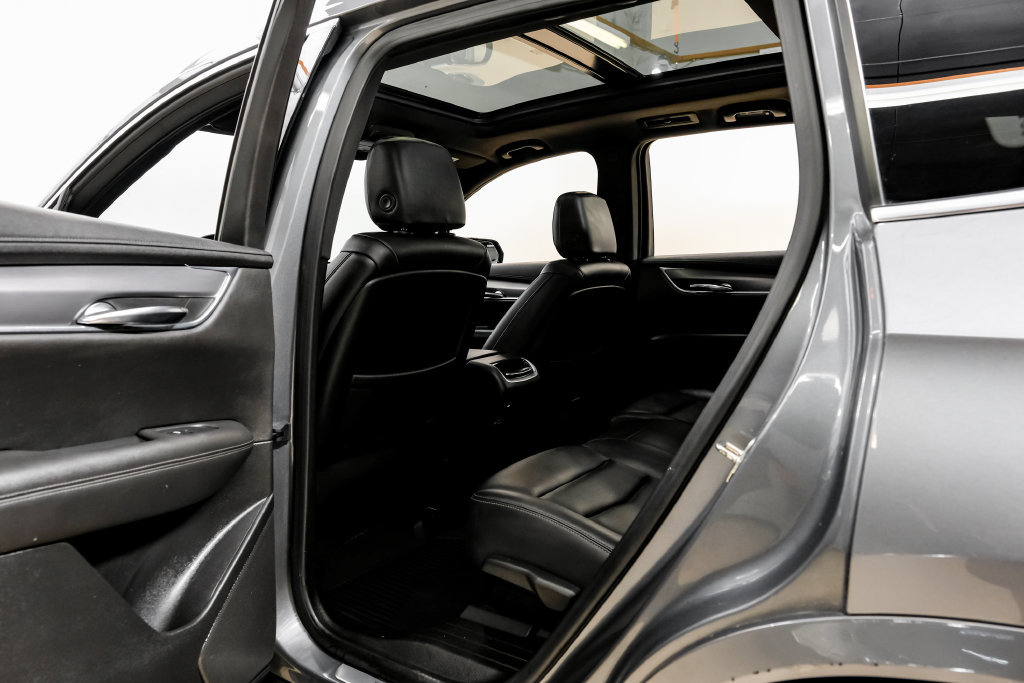 Used 2021 Cadillac XT6 Luxury FWD image 44