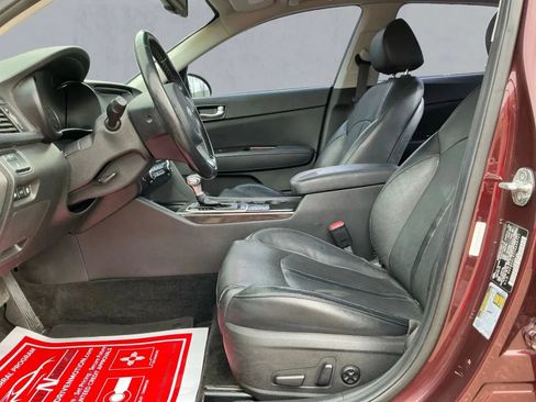 Used 2018 Kia Optima EX w/ Premium Package image 12