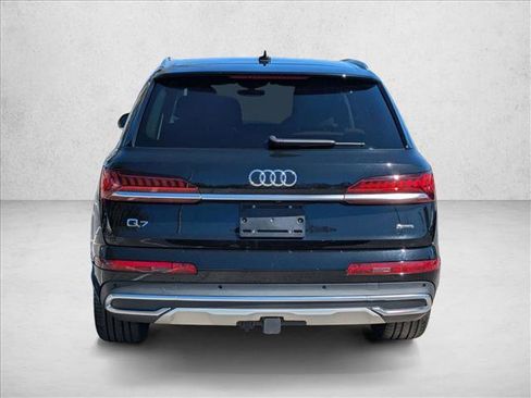 Used 2023 Audi Q7 2.0T Premium w/ Convenience Package image 6