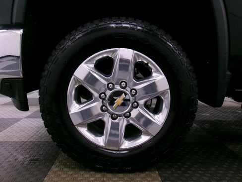 Used 2022 Chevrolet Silverado 2500 LTZ w/ LTZ Plus Package AWD/4WD image 16