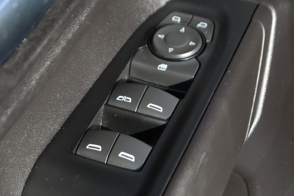 Used 2022 Chevrolet Silverado 1500 Custom w/ LPO, Dark Essentials Package AWD/4WD image 15
