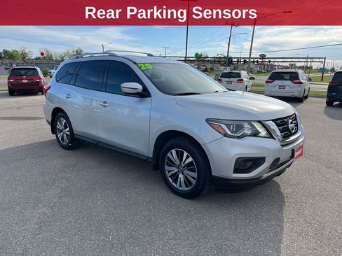 Used 2020 Nissan Pathfinder S AWD/4WD image 8