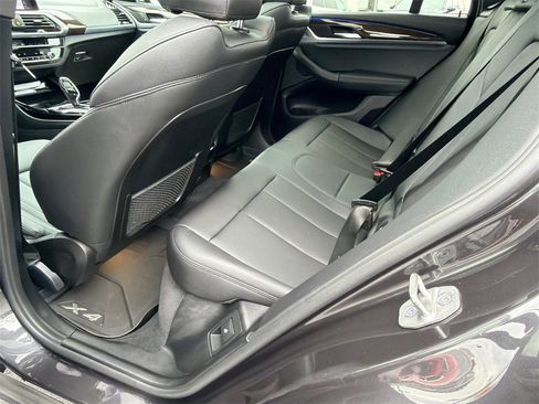 Used 2021 BMW X4 xDrive30i w/ Premium Package 3 image 21