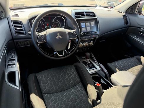 Used 2024 Mitsubishi Outlander Sport ES AWD/4WD image 11