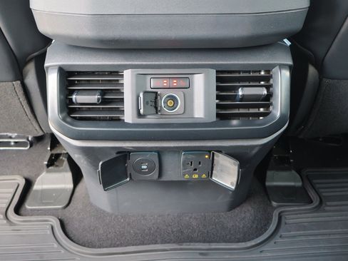 Certified 2024 Ford F150 Raptor image 31