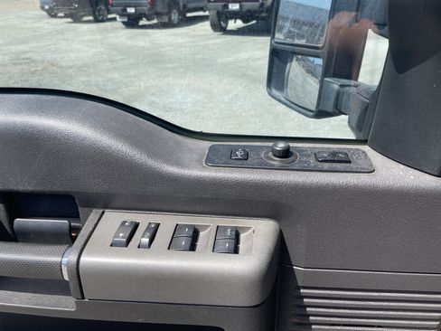 Used 2012 Ford F350 Lariat w/ Lariat Ultimate Pkg AWD/4WD image 23