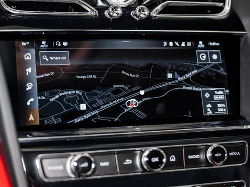 Used 2025 Bentley Bentayga Extended Wheelbase image 48