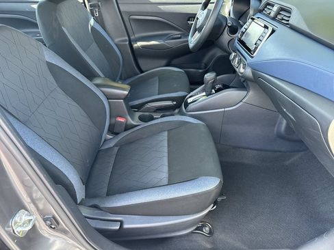 Used 2025 Nissan Versa SV FWD image 13