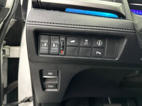 Used 2021 Honda Odyssey Touring image 37