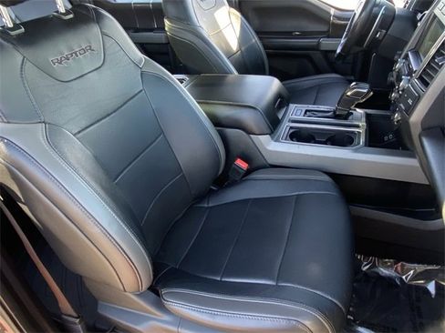 Used 2018 Ford F150 Raptor w/ Equipment Group 802A Luxury image 19