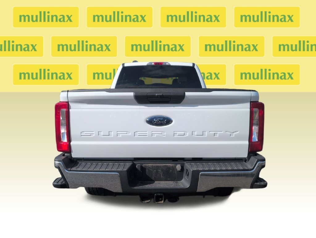 Used 2023 Ford F350 XLT w/ FX4 Off-Road Package AWD/4WD image 30