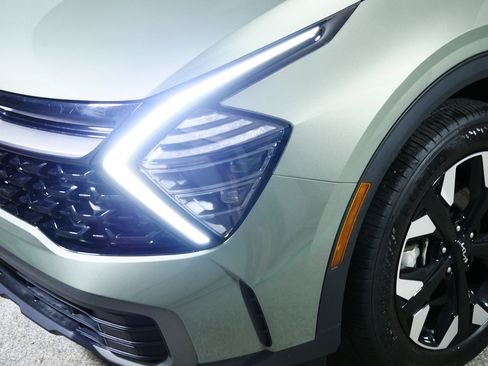 Used 2024 Kia Sportage X-Line image 16