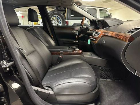 Used 2009 Mercedes-Benz S 550 image 30