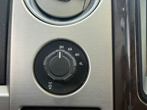 Used 2013 Ford F150 Platinum image 24