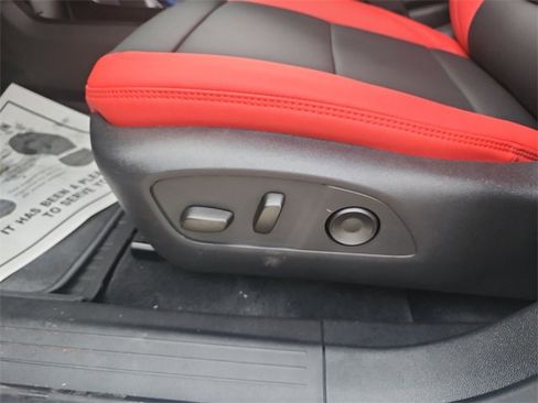 New 2026 Chevrolet Equinox EV RS image 15