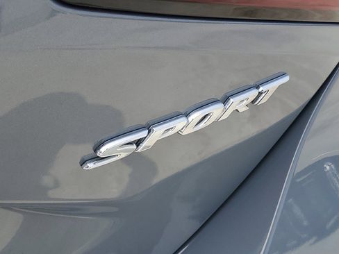 Used 2025 Honda Civic Sport image 8