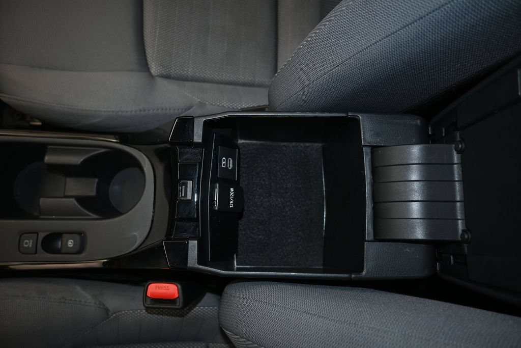 Used 2023 Toyota Corolla SE FWD image 19