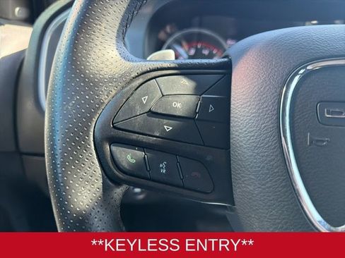 Used 2022 Dodge Charger SXT image 11