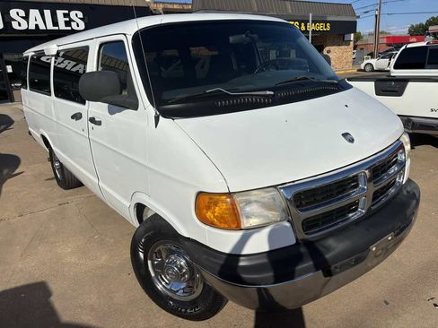 Used 2000 Dodge B3500 image 8