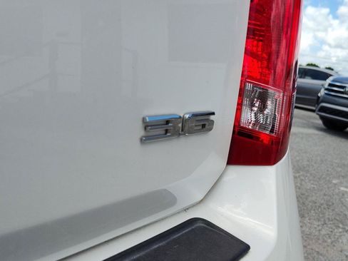 Used 2013 Cadillac SRX Luxury FWD image 6