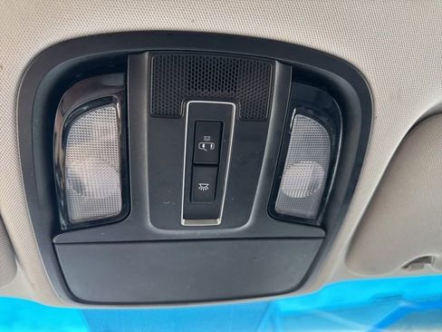 Used 2020 Kia Sorento FWD V6 image 21