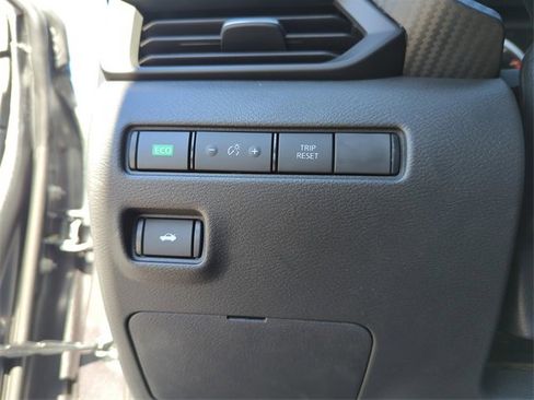 New 2025 Nissan Sentra S image 34