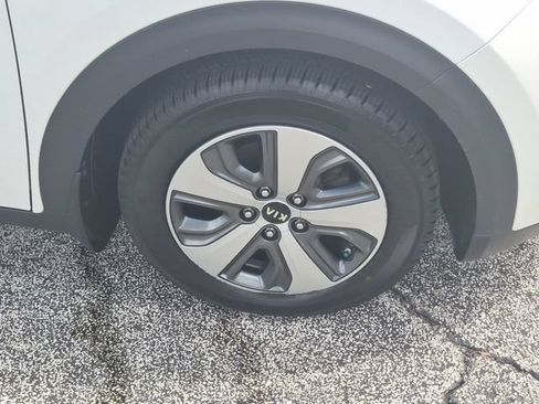 Used 2019 Kia Niro LX FWD image 27