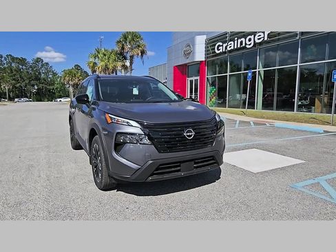 New 2026 Nissan Rogue SV FWD image 17