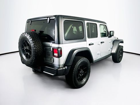 Used 2024 Jeep Wrangler Unlimited AWD/4WD image 9
