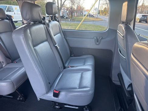 Used 2017 Ford Transit 150 XL image 27