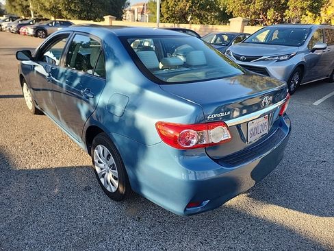 Used 2012 Toyota Corolla LE image 3