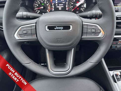 New 2026 Jeep Compass Latitude image 7